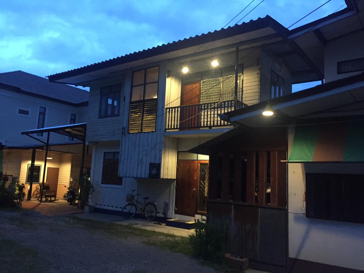 Bed Time Hostel Chiangrai Chiang Rai Extérieur photo