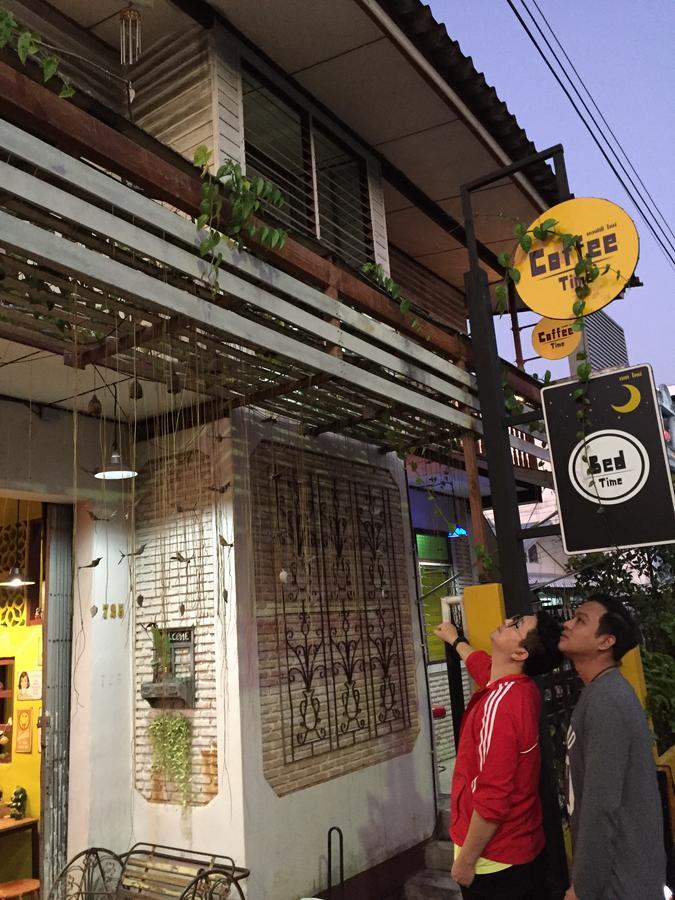 Bed Time Hostel Chiangrai Chiang Rai Extérieur photo